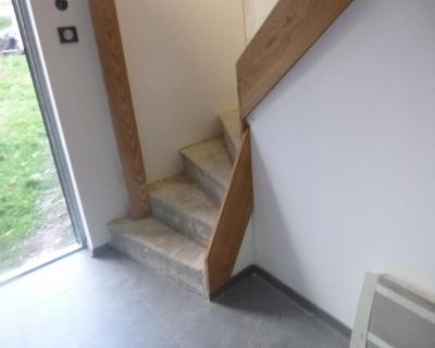 Garde-corps et rampe d'escalier en bois et verre, chêne huilé naturel, dans les Vosges photo 1