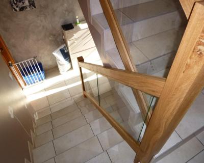 Rampes d'escalier en bois et verres, image 9